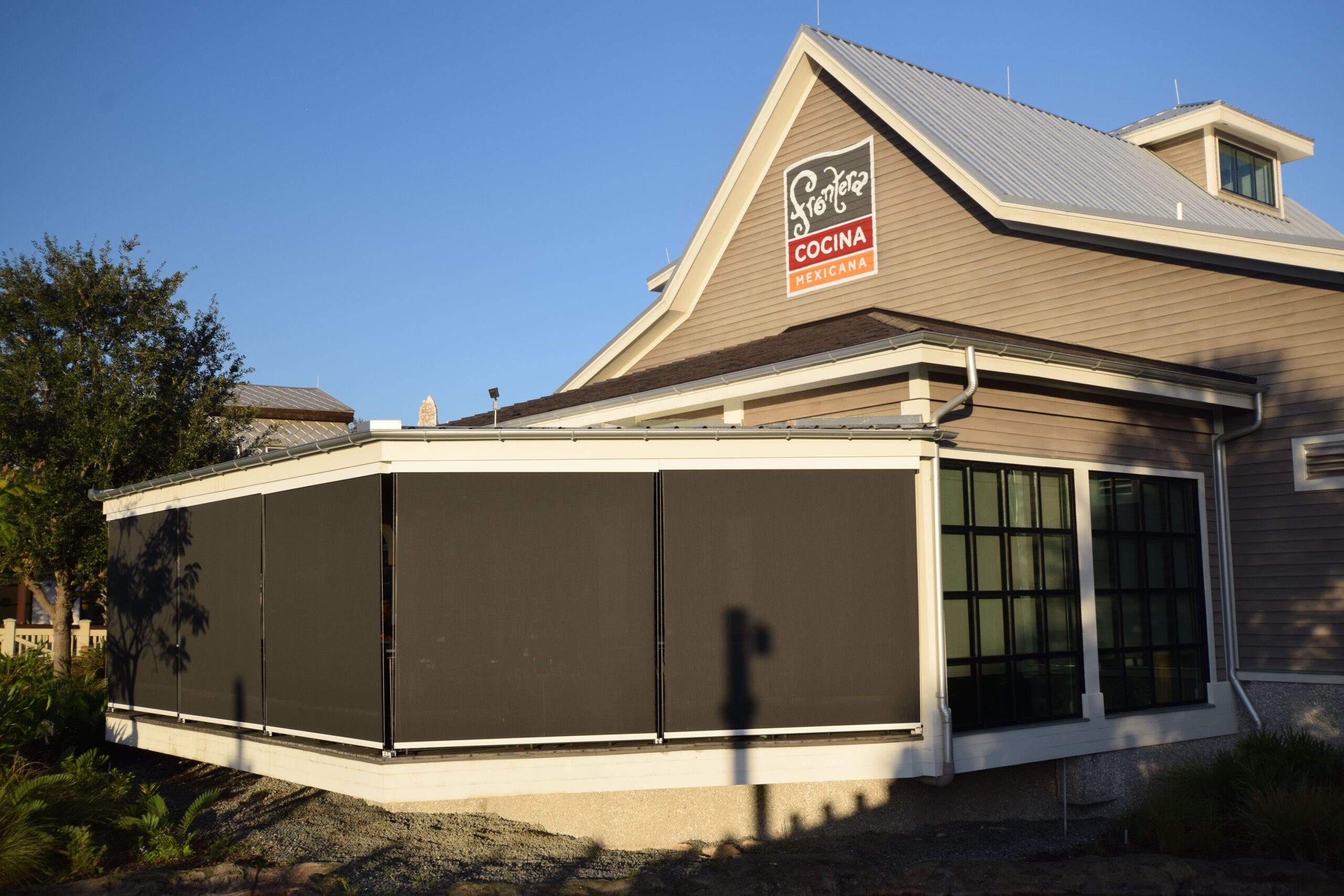 Fenetex Shade Com outside Frontera Cocina